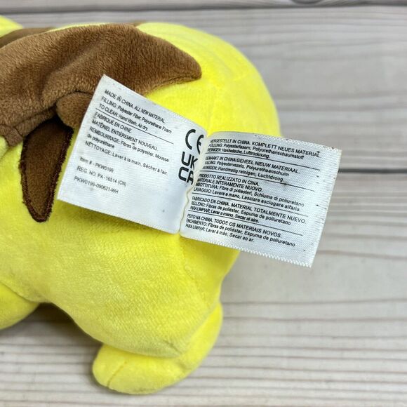 Pikachu Santa Hat 9” Plush Christmas Stars 2021 Pokemon Holiday Edition *READ* - Picture 7 of 13